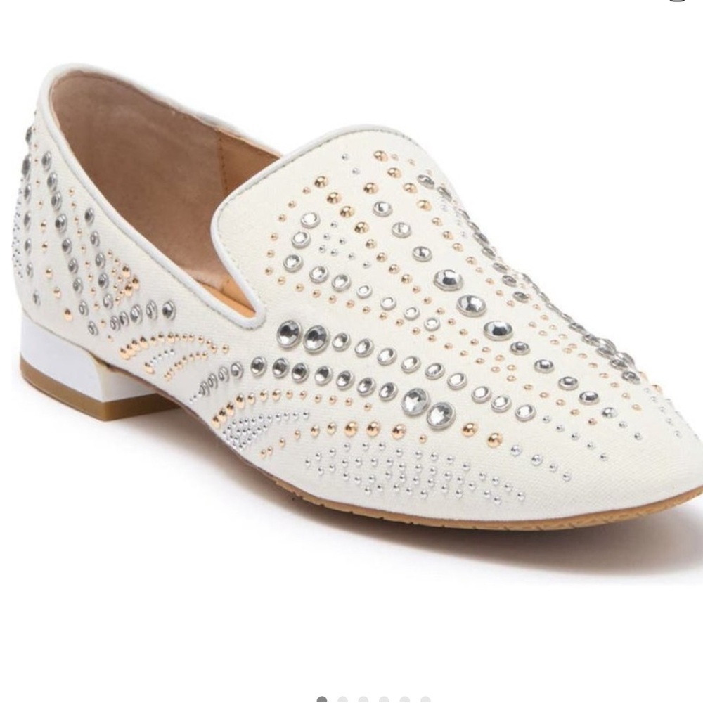NEW Donald J. PLINER White Studded Loafers size 8